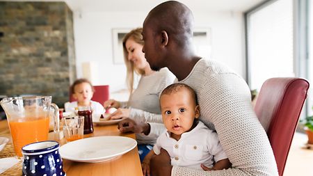 ドイツ語　Familie und Erwerbstätigkeit　家族と雇用 ドイツ語 Familie und Erwerbstätigkeit 家族と雇用 - メルカリ
